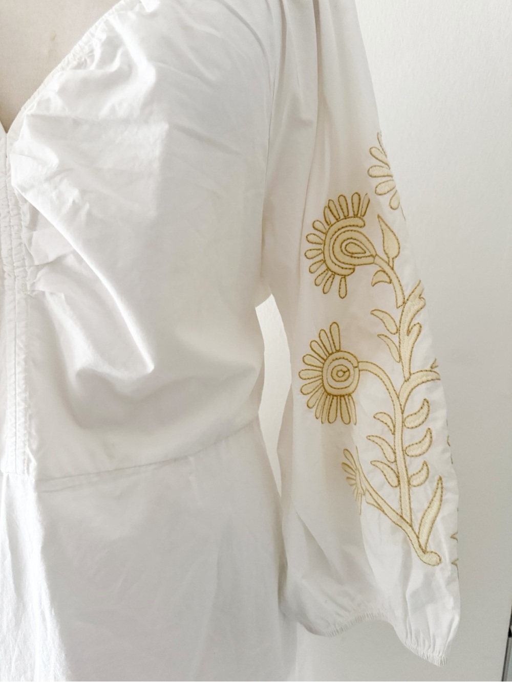 LOFT Floral Embroidered White Cotton Poplin Shirred Mini Dress Size 14 - Picture 4 of 8